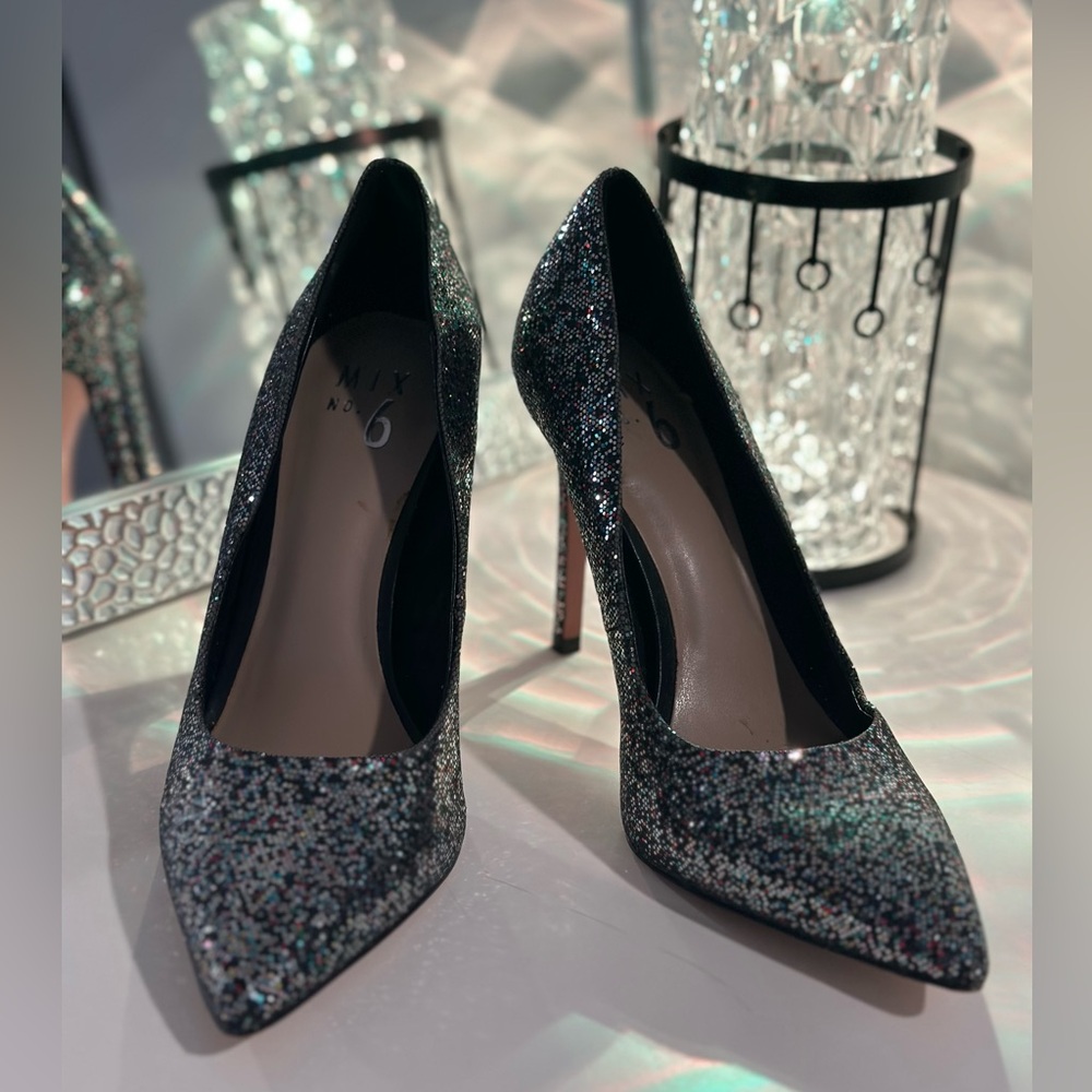 Mix No. 6 Danyah Glitter Pumps, Women's Heels  Size 8